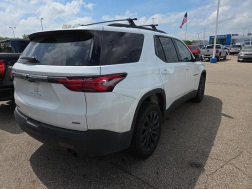 2022 Chevrolet Traverse RS
