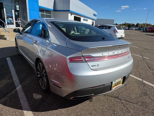 2017 Lincoln MKZ Select
