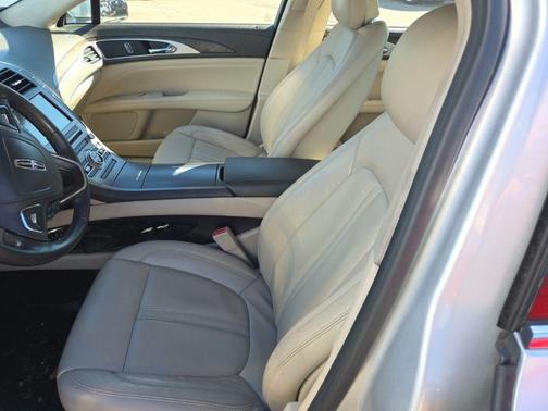 2017 Lincoln MKZ Select