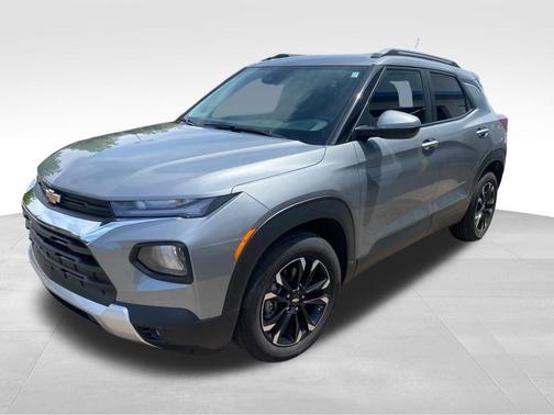 Sterling Gray Metallic 2023 Chevrolet Trailblazer LT
