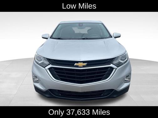 Silver Ice Metallic 2020 Chevrolet Equinox 2LT