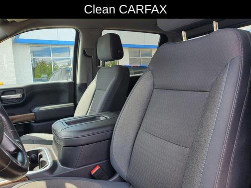 Shadow Gray Metallic 2019 Chevrolet Silverado 1500 RST