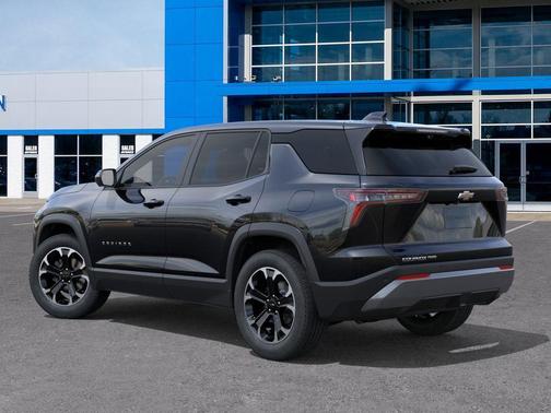 Mosaic Black Metallic 2026 Chevrolet Equinox LT