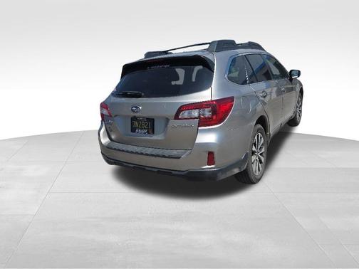 Tungsten Metallic 2015 Subaru Outback 2.5i Limited
