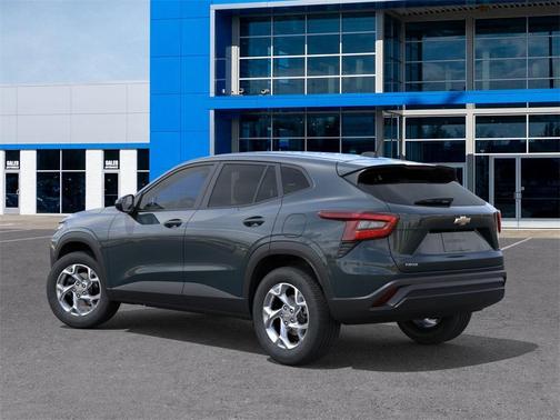 2025 Chevrolet Trax LS