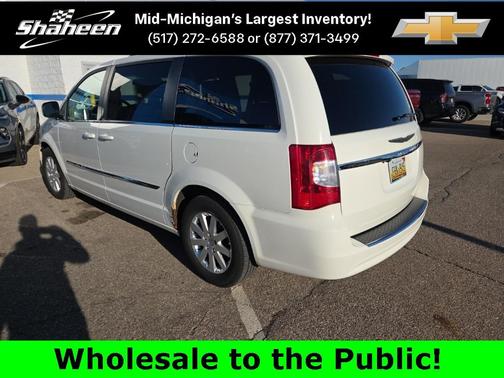 2013 Chrysler Town & Country Touring