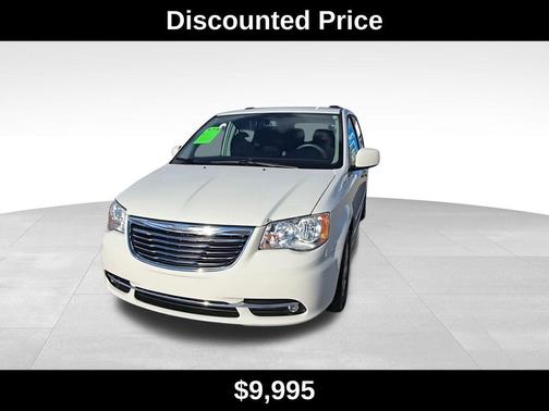 2013 Chrysler Town & Country Touring