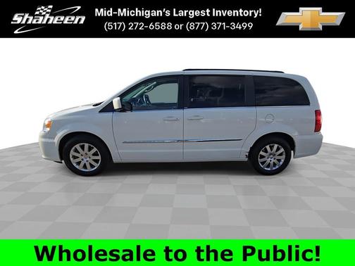 2013 Chrysler Town & Country Touring