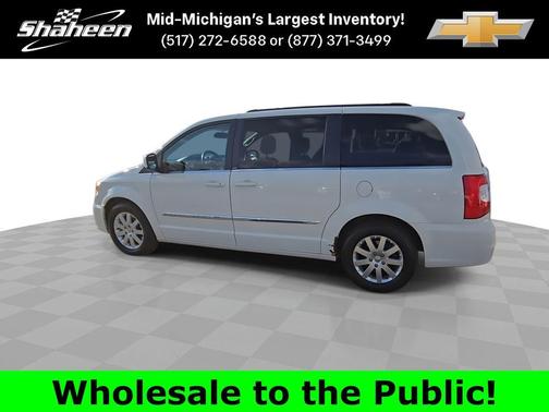2013 Chrysler Town & Country Touring