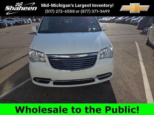 2013 Chrysler Town & Country Touring