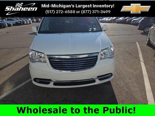 2013 Chrysler Town & Country Touring