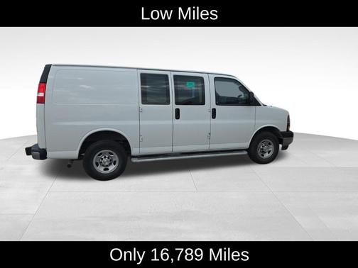 2024 Chevrolet Express 2500 Work Van