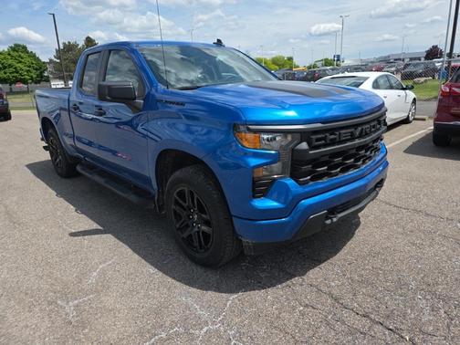2022 Chevrolet Silverado 1500 Custom