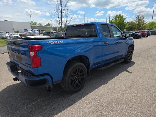 2022 Chevrolet Silverado 1500 Custom