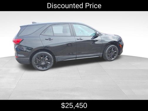 Mosaic Black Metallic 2024 Chevrolet Equinox LS