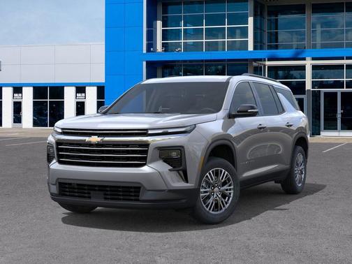 Sterling Gray Metallic 2026 Chevrolet Traverse LT