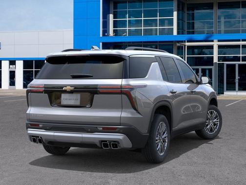 Sterling Gray Metallic 2026 Chevrolet Traverse LT
