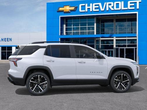 Polar White 2026 Chevrolet Equinox RS