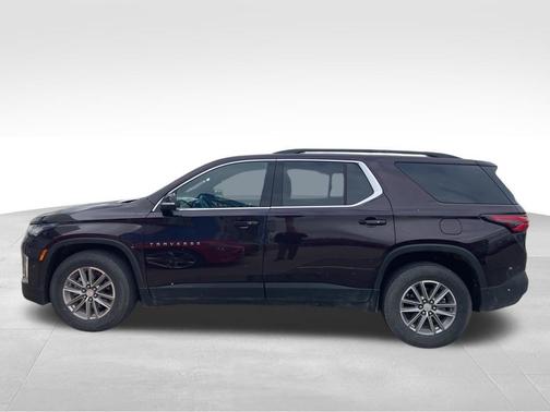Black Cherry Metallic 2023 Chevrolet Traverse LT Cloth