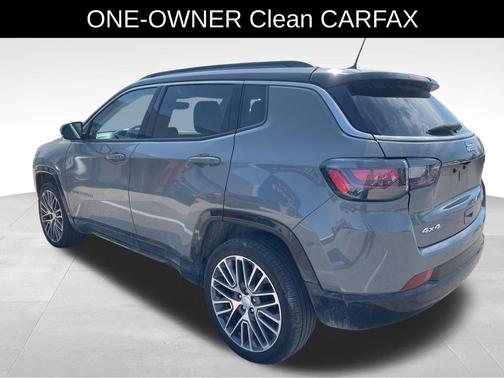 Sting Gray Clearcoat 2022 Jeep Compass Limited