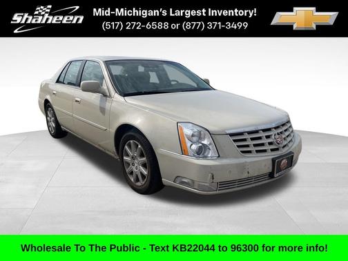 Vanilla Latte 2010 Cadillac DTS Base