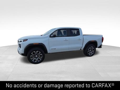 2023 GMC Canyon AT4