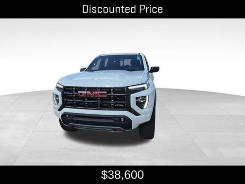 2023 GMC Canyon AT4