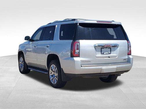 Quicksilver Metallic 2019 GMC Yukon Denali