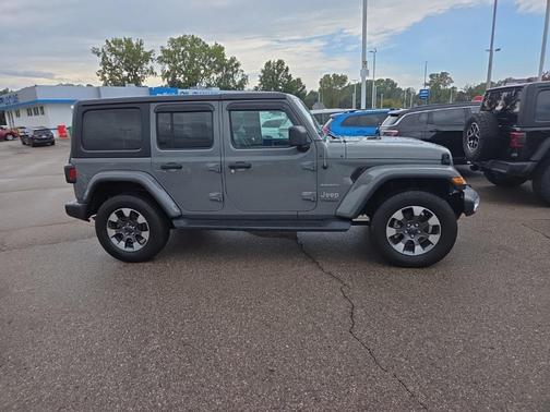 2021 Jeep Wrangler Unlimited Sahara