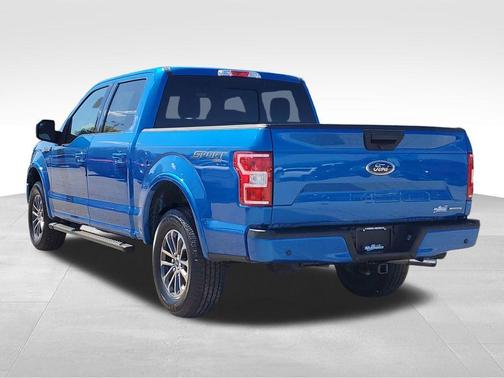 Velocity Blue Metallic 2020 Ford F-150 XLT