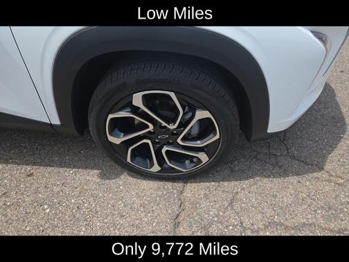 Summit White 2025 Chevrolet Trax 2RS