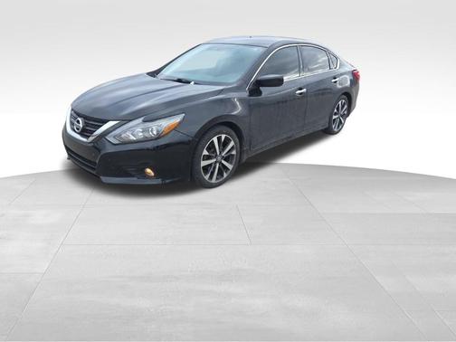 2016 Nissan Altima 2.5 SR