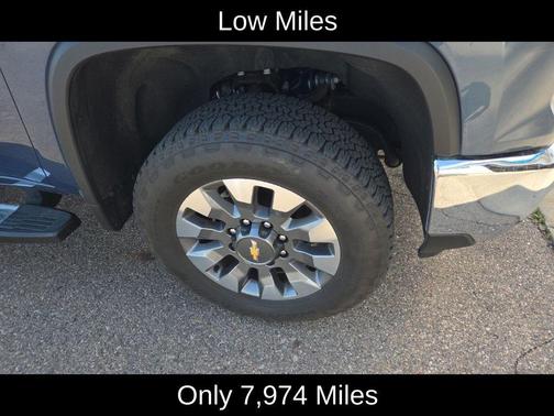 Lakeshore Blue Metallic 2024 Chevrolet Silverado 2500 LT