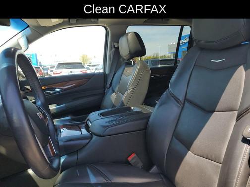 Crystal White Tri-Coat 2017 Cadillac Escalade ESV Luxury