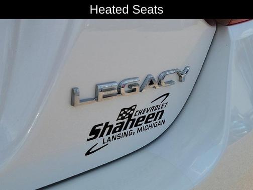 White 2019 Subaru Legacy 2.5i