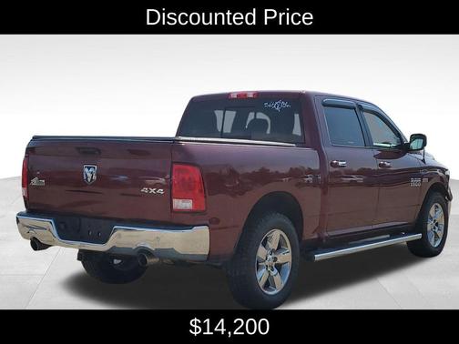 Delmonico Red Pearlcoat 2016 RAM 1500 Big Horn