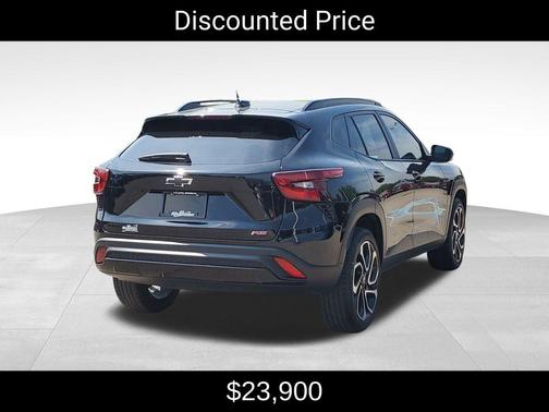 Mosaic Black Metallic 2024 Chevrolet Trax 2RS