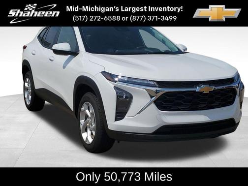 Summit White 2024 Chevrolet Trax LS