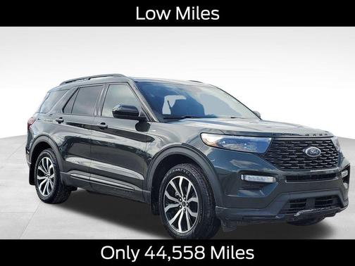2022 Ford Explorer ST-Line
