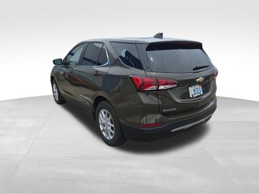 Harvest Gold / Bronze 2024 Chevrolet Equinox LT