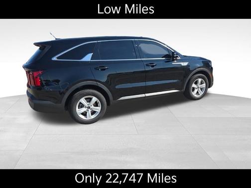 Ebony Black 2023 Kia Sorento LX