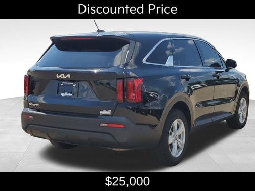 Ebony Black 2023 Kia Sorento LX