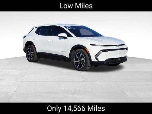 Summit White 2025 Chevrolet Equinox EV LT