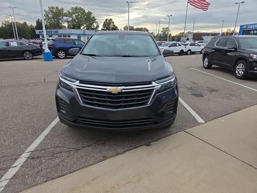 2022 Chevrolet Equinox LS