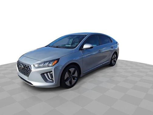 2022 Hyundai IONIQ Hybrid SEL