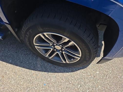 Kinetic Blue 2019 Chevrolet Colorado LT
