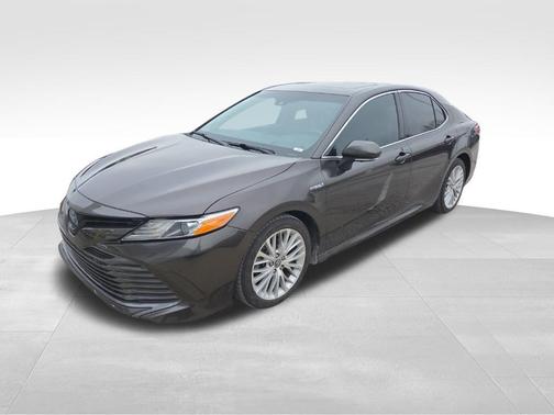2018 Toyota Camry Hybrid XLE