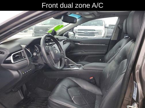 2018 Toyota Camry Hybrid XLE