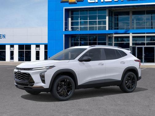 Summit White 2026 Chevrolet Trax ACTIV