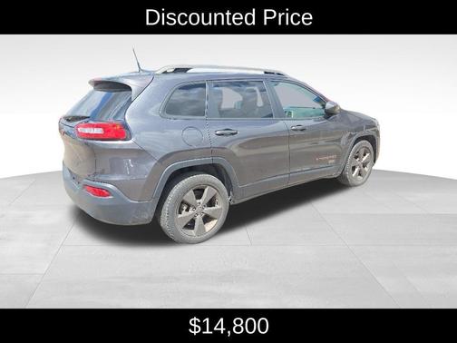 Granite Crystal Clearcoat Metallic 2017 Jeep Cherokee Latitude
